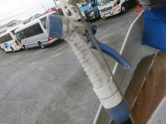 中古トラック いすゞコンクリートミキサー車 #8