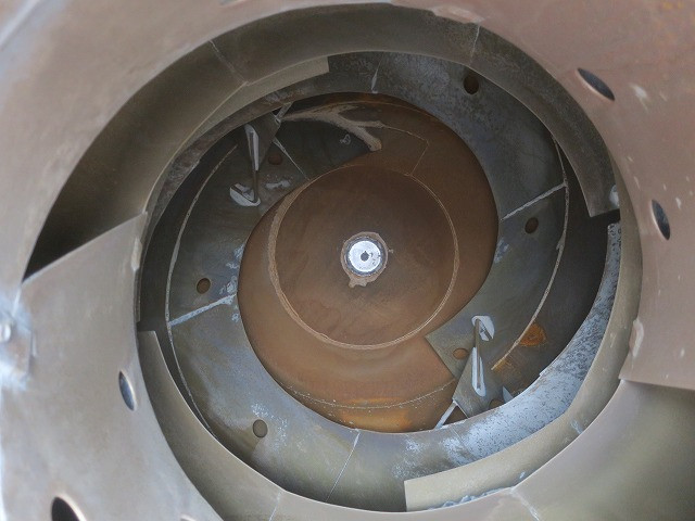 中古トラック いすゞコンクリートミキサー車 ＃10