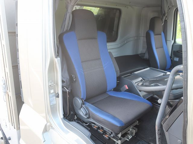 中古トラック いすゞ平ボディアルミブロック ＃12