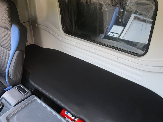 中古トラック いすゞ平ボディアルミブロック ＃23