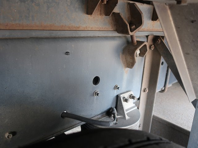 中古トラック いすゞ平ボディアルミブロック ＃8