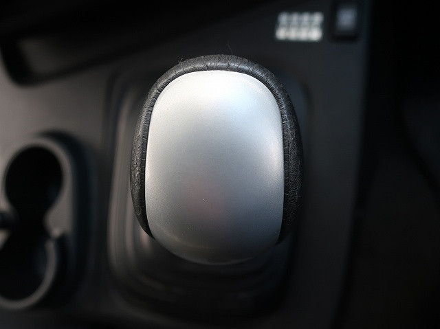 中古トラック いすゞ冷凍バン #18