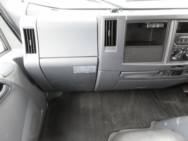 中古トラック いすゞアルミバン ＃12