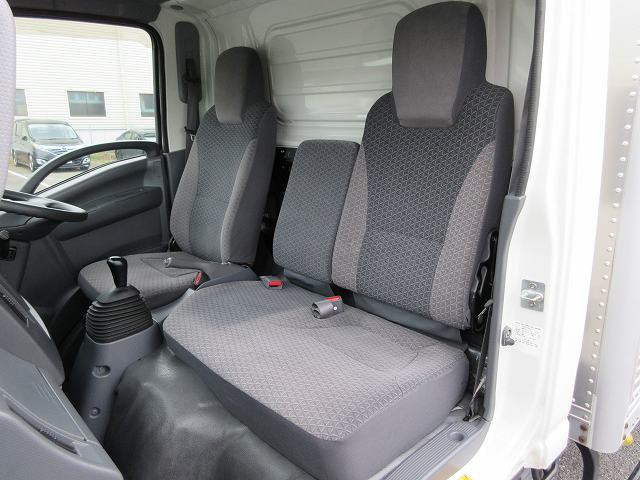 中古トラック いすゞアルミバン ＃22