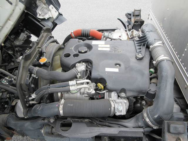 中古トラック いすゞアルミバン ＃8