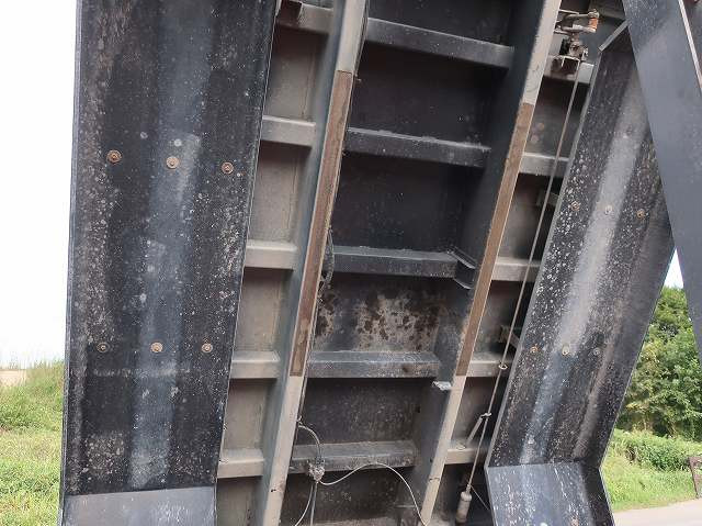 中古トラック 三菱ふそうダンプ ＃9