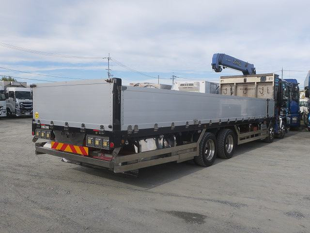 中古トラック いすゞクレーン付平ボディ ＃3
