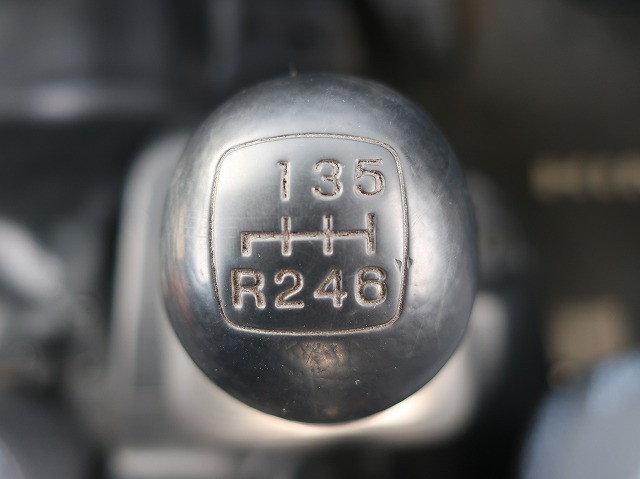 中古トラック 日野クレーン付平ボディ ＃17