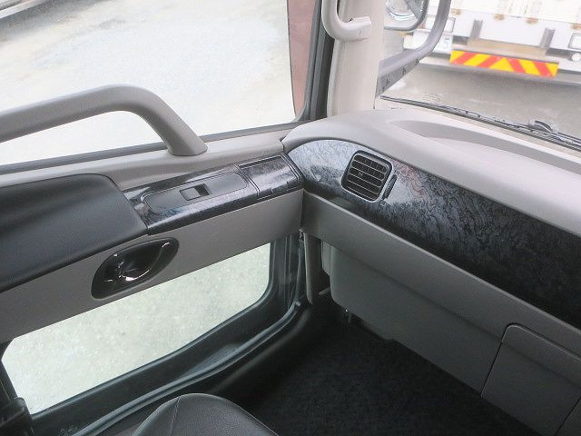 中古トラック 三菱ふそうトラクタヘッド ＃13