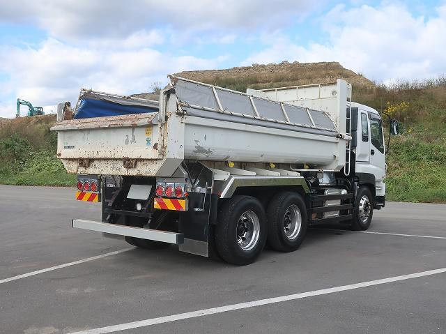 中古トラック いすゞダンプ ＃3