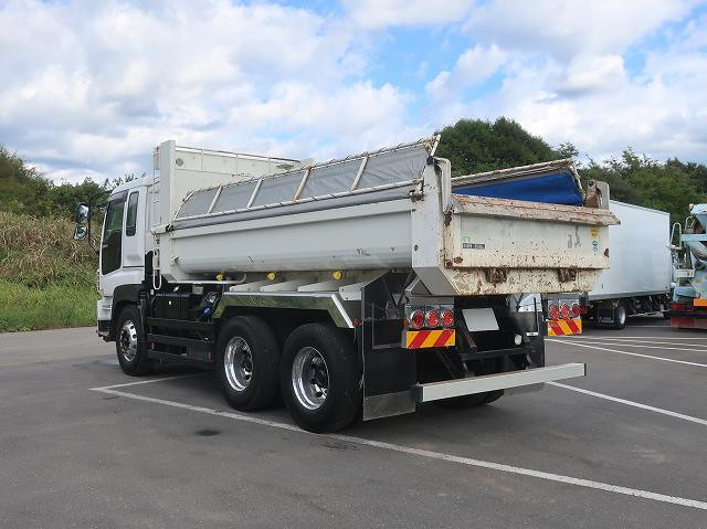 中古トラック いすゞダンプ ＃4