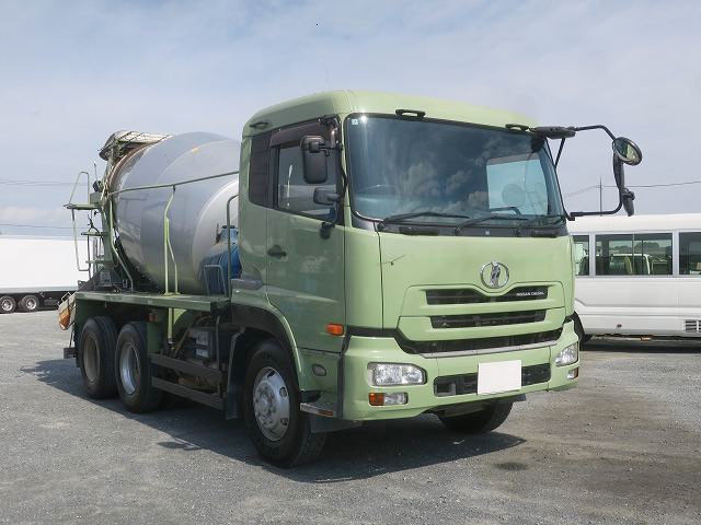 中古トラック UDトラックスコンクリートミキサー車 ＃2