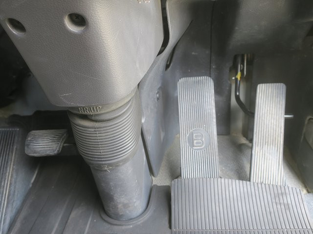 中古トラック UDトラックスコンクリートミキサー車 ＃21