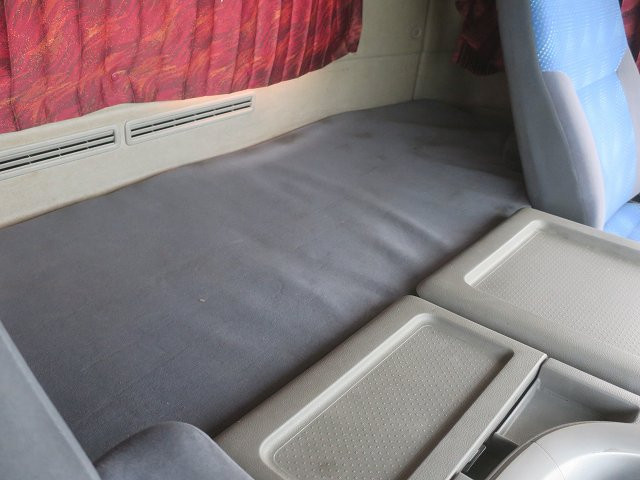 中古トラック UDトラックスコンクリートミキサー車 ＃23