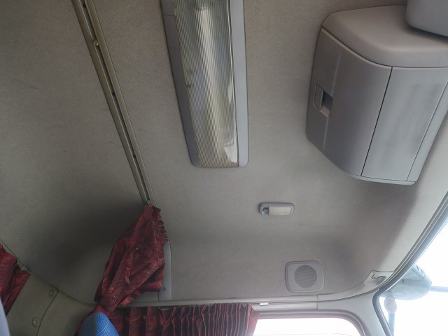 中古トラック UDトラックスコンクリートミキサー車 ＃24