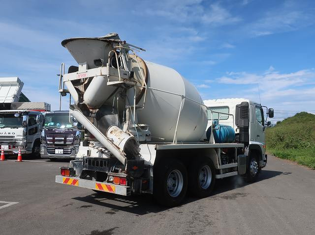 中古トラック 日野コンクリートミキサー車 ＃3