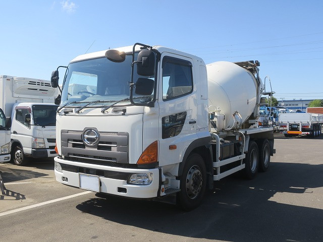 日野 ミキサー車