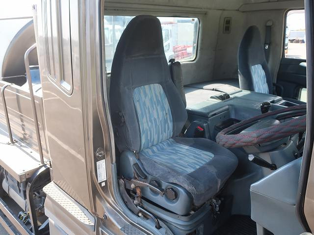 中古トラック 三菱ふそうコンクリートミキサー車 ＃14