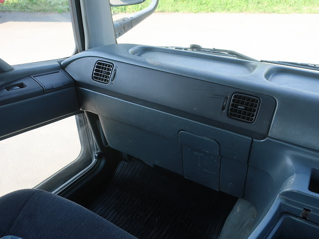 中古トラック 三菱ふそうコンクリートミキサー車 ＃15