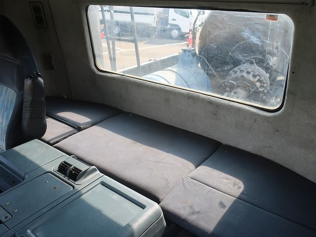 中古トラック 三菱ふそうコンクリートミキサー車 ＃23