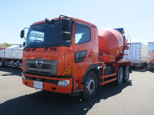 日野 ミキサー車