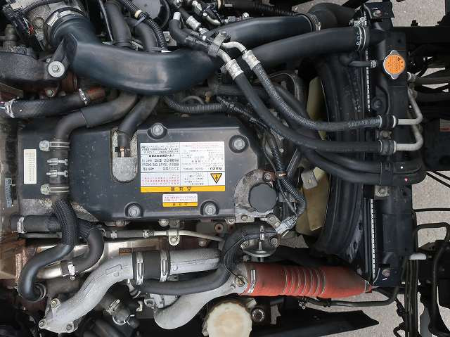 中古トラック いすゞ冷凍バン ＃12