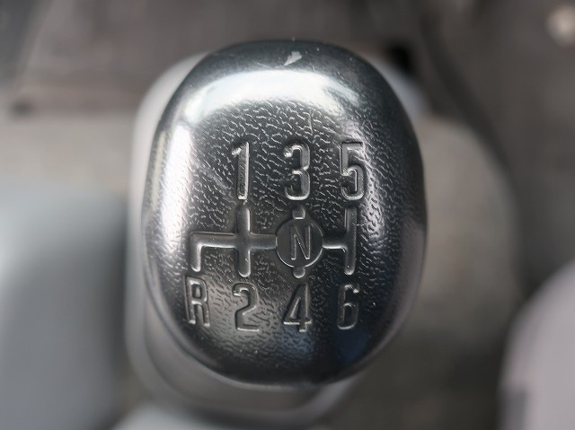 中古トラック いすゞ冷凍バン ＃17