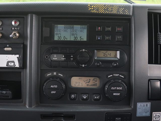 中古トラック いすゞ冷凍バン ＃20