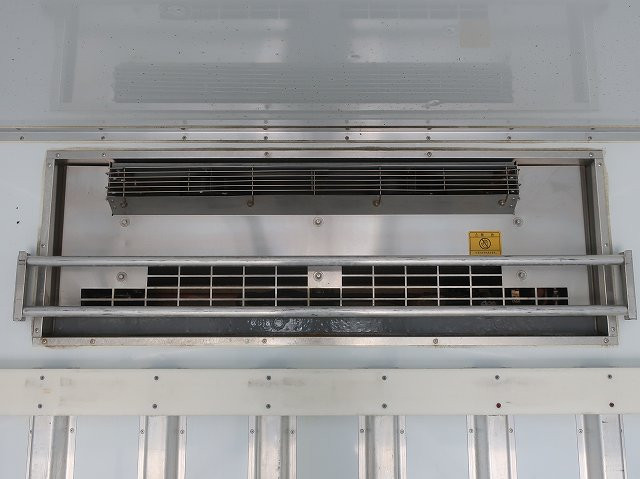 中古トラック いすゞ冷凍バン ＃6