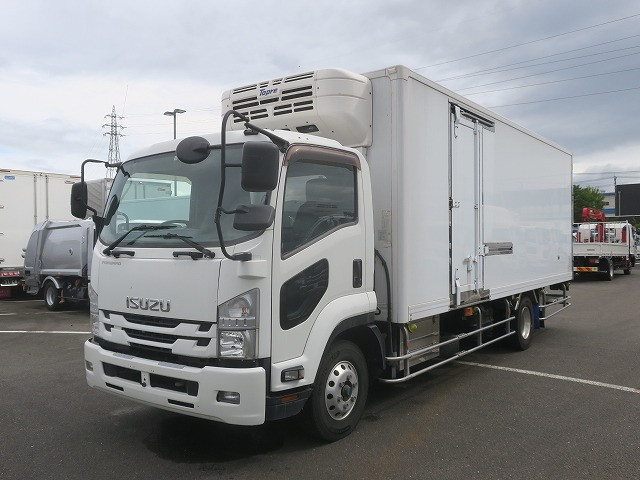 いすゞ 冷凍バン
