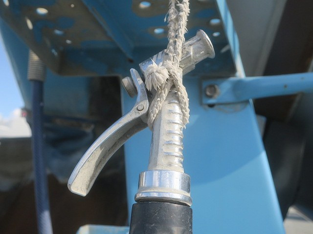 中古トラック UDトラックスコンクリートミキサー車 ＃11