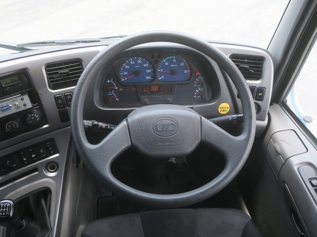 中古トラック UDトラックスコンクリートミキサー車 ＃16