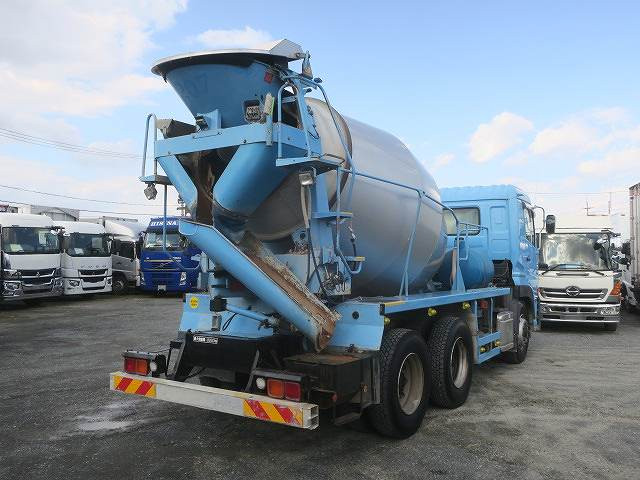 中古トラック UDトラックスコンクリートミキサー車 ＃3