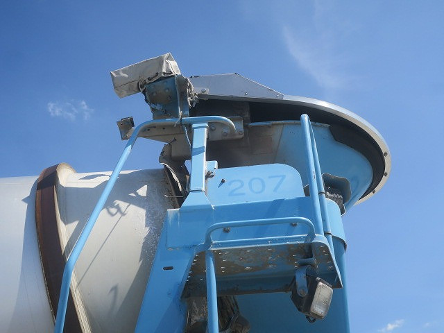 中古トラック UDトラックスコンクリートミキサー車 ＃6