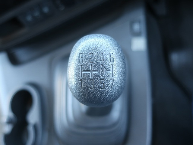 中古トラック いすゞアルミウィング ＃18