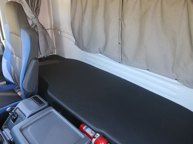 中古トラック いすゞアルミウィング ＃23