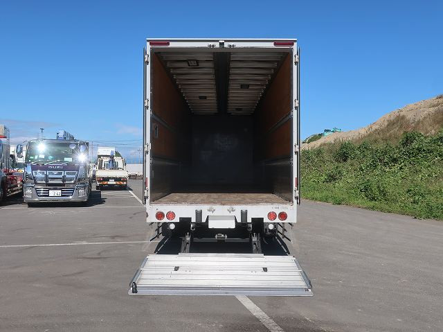 中古トラック いすゞアルミウィング ＃7