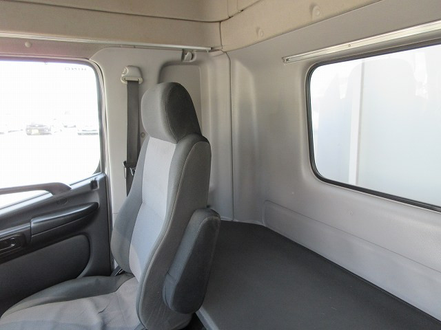 中古トラック 日野 レンジャー 中型アルミウィング