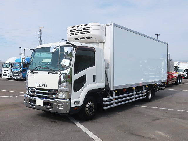 [Lease Rental Vehicle] 2020 Isuzu Forward Medium-Sized Refrigerated Van with 6200mm Standard Storage, PG, Topre -30°C Setting, Dual-Layer, Keystone Aluminum Wheels. ★Raku-Nori Pack Installed!★