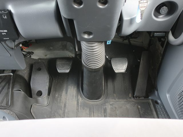 中古トラック いすゞ冷凍バン ＃21