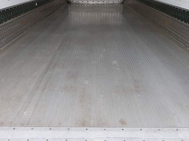 中古トラック いすゞ冷凍バン ＃6