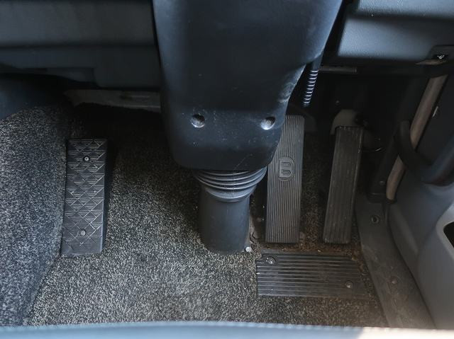 中古トラック 三菱ふそう平ボディアルミブロック ＃23