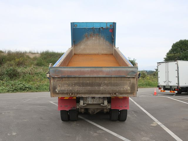 中古トラック いすゞダンプ ＃7