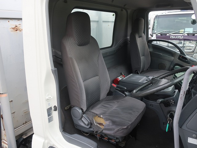 中古トラック いすゞアルミウィング ＃11