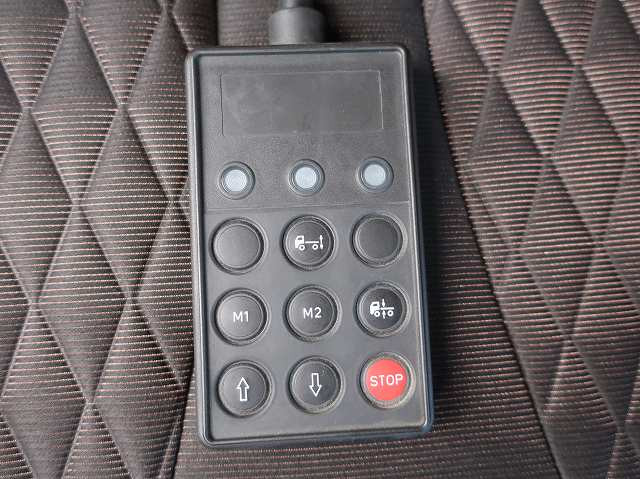 中古トラック 日野 プロフィア 大型平ボディアルミブロック