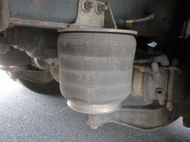 中古トラック いすゞ  ギガ 平ボディアルミブロック