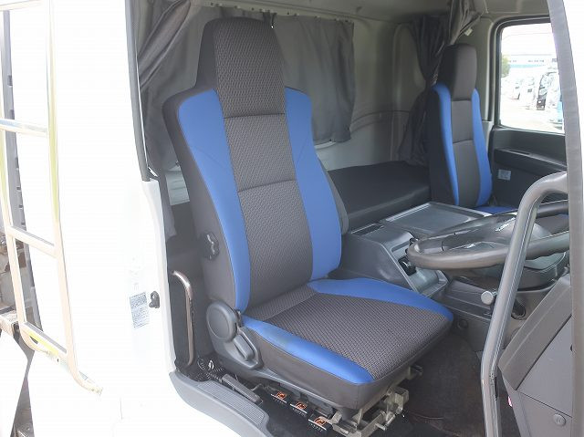 中古トラック いすゞ平ボディアルミブロック ＃13