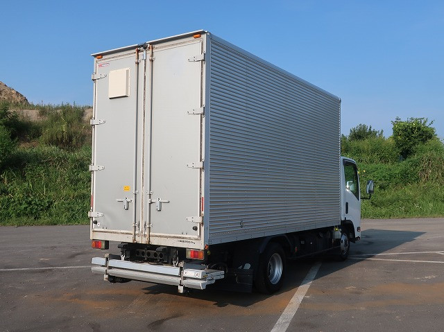 中古トラック いすゞアルミバン ＃3