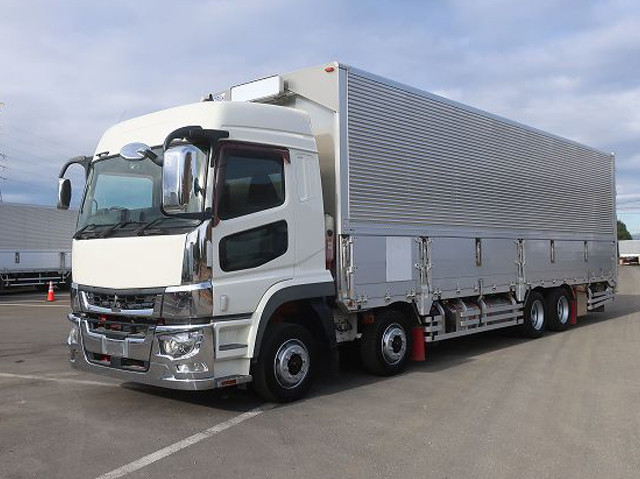 2019 Mitsubishi Fuso Super Great with large aluminum wing, 4-axle low floor, and high roof. Safe vehicle inspection package installed!
