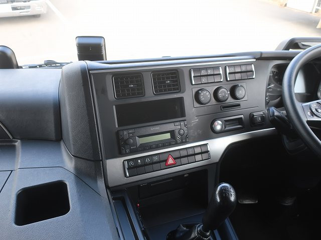 中古トラック UDトラックスアルミウィング ＃15